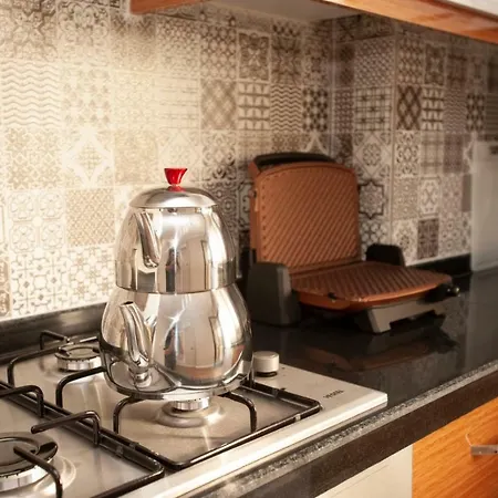 Hotel Royal Comfort Suites 3*