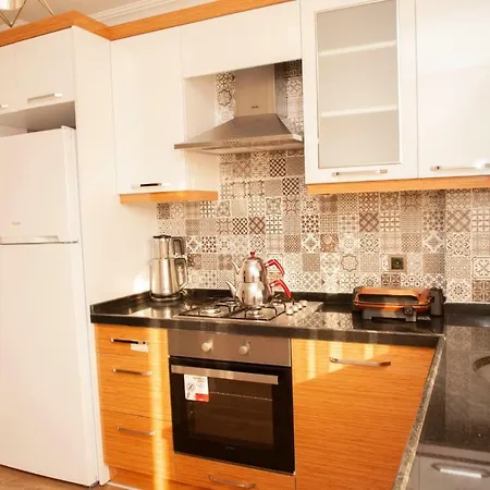 Royal Comfort Suites Hotel 3*