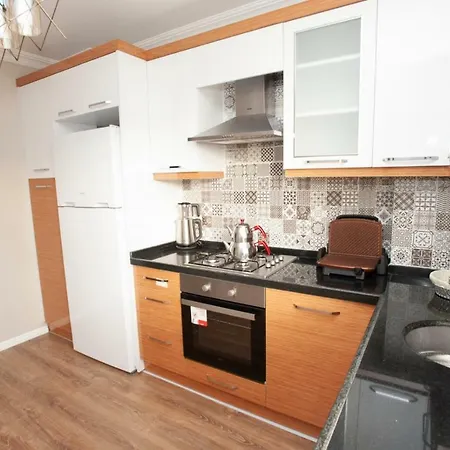 Royal Comfort Suites Hotel 3*