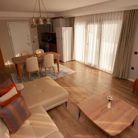Hotel Royal Comfort Suites