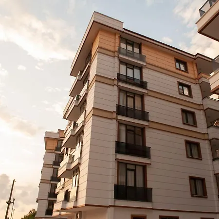 Hotel Royal Comfort Suites 3*